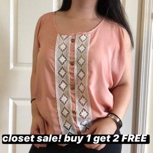 🌻 B1G2 FREE🌻 Lace Peach Blouse